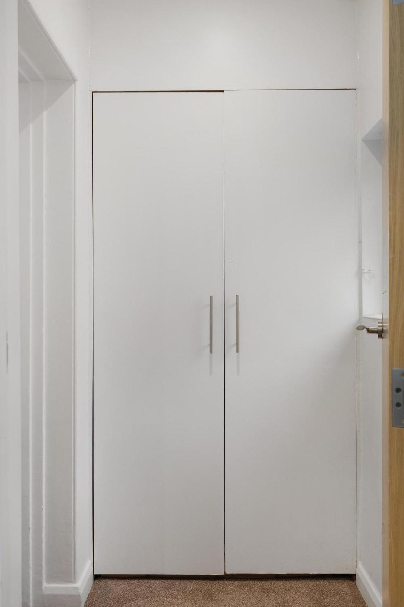 Central And Modern One Bedroom Flat Оксфорд Экстерьер фото