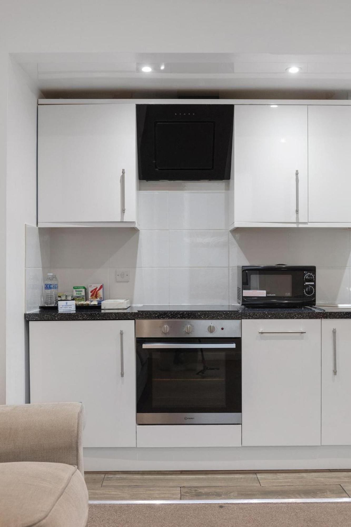 Central And Modern One Bedroom Flat Оксфорд Экстерьер фото